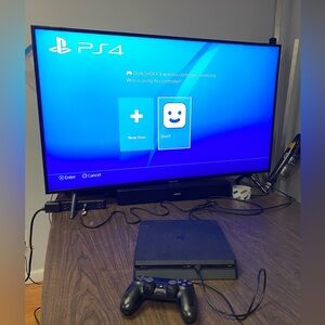 PS4 Slim Black